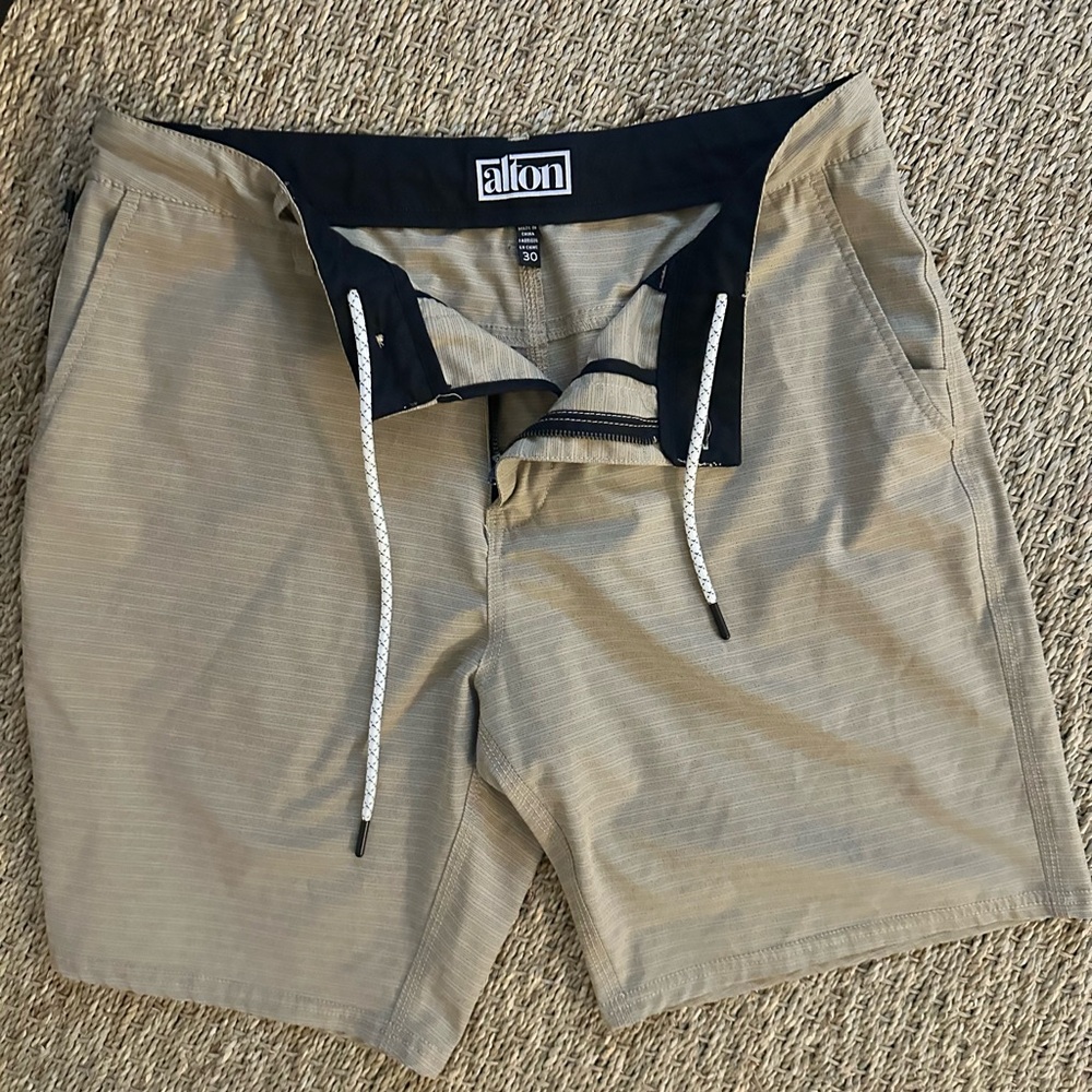 ALTON - Men's Tan Shorts Size 30 waist